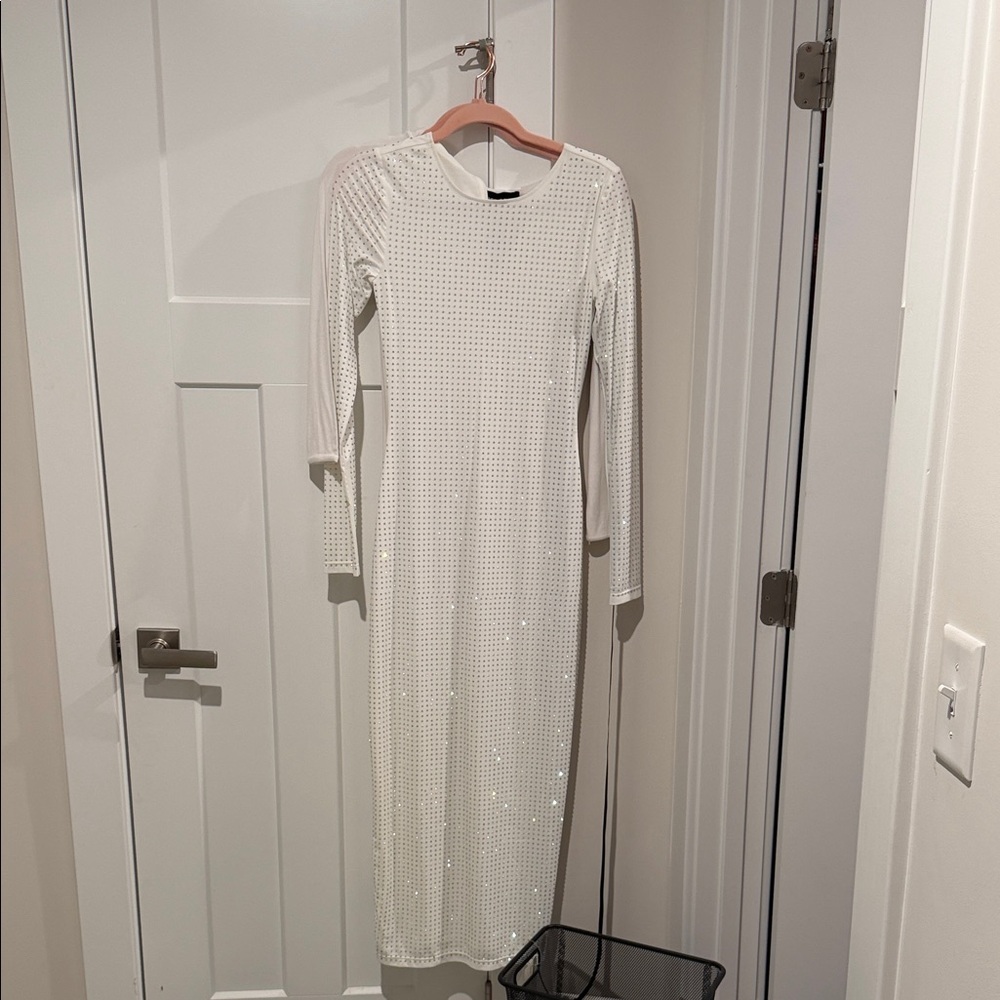 SLA Diamond White Long Sleeve Dress